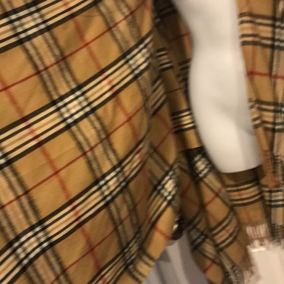 OSFM Classic plaid shawl - Picture 3 of 4